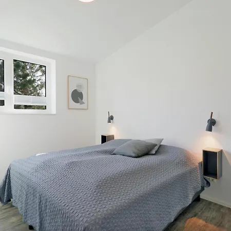 3 Bedroom Cozy In Lembruch-duemmer Lembruch
